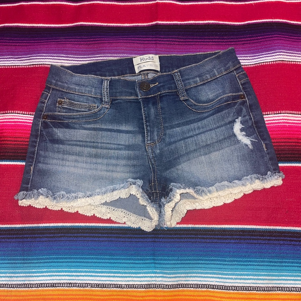 Mudd flx stretch shorts